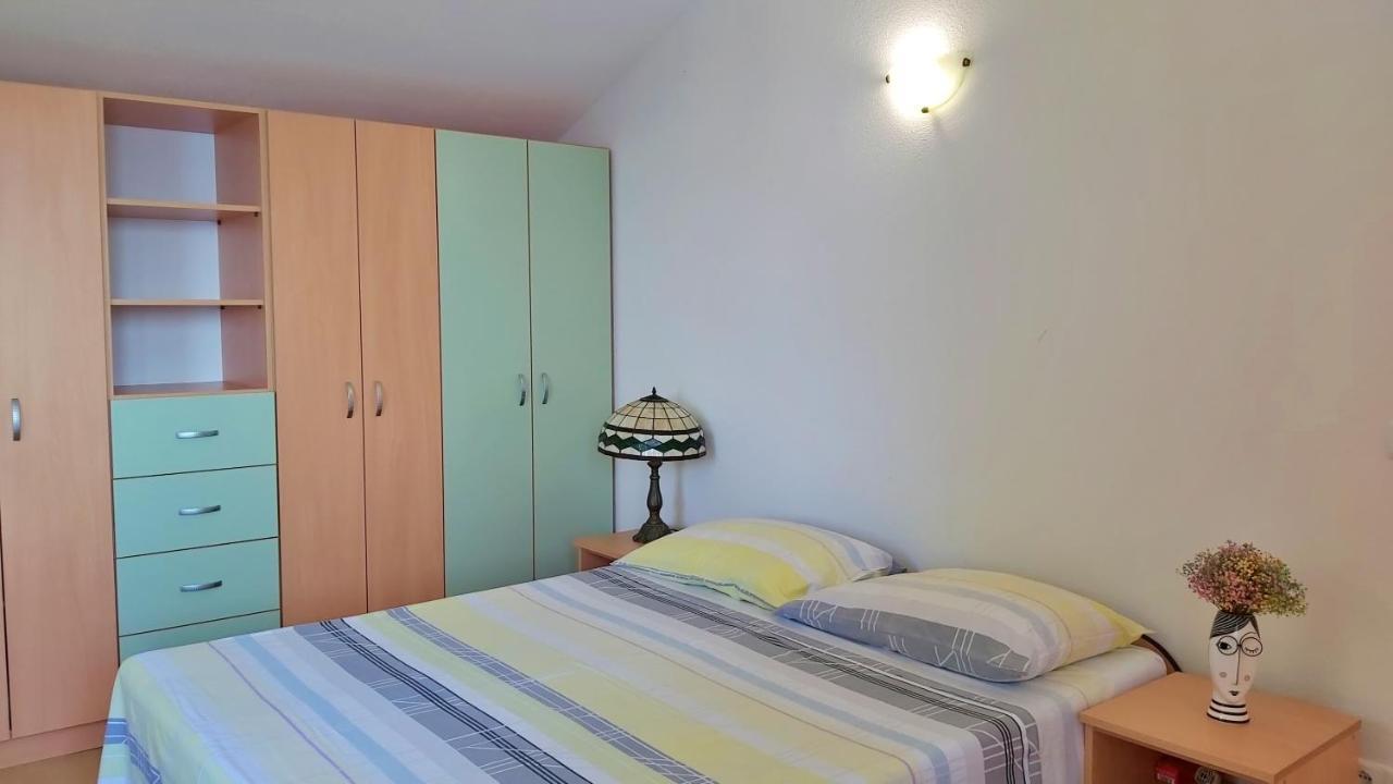 Apartments Borak Omiš Eksteriør billede