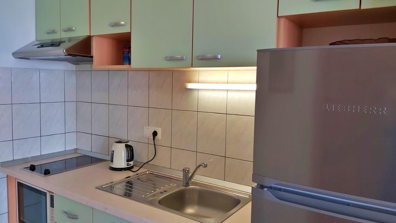 Apartments Borak Omiš Eksteriør billede