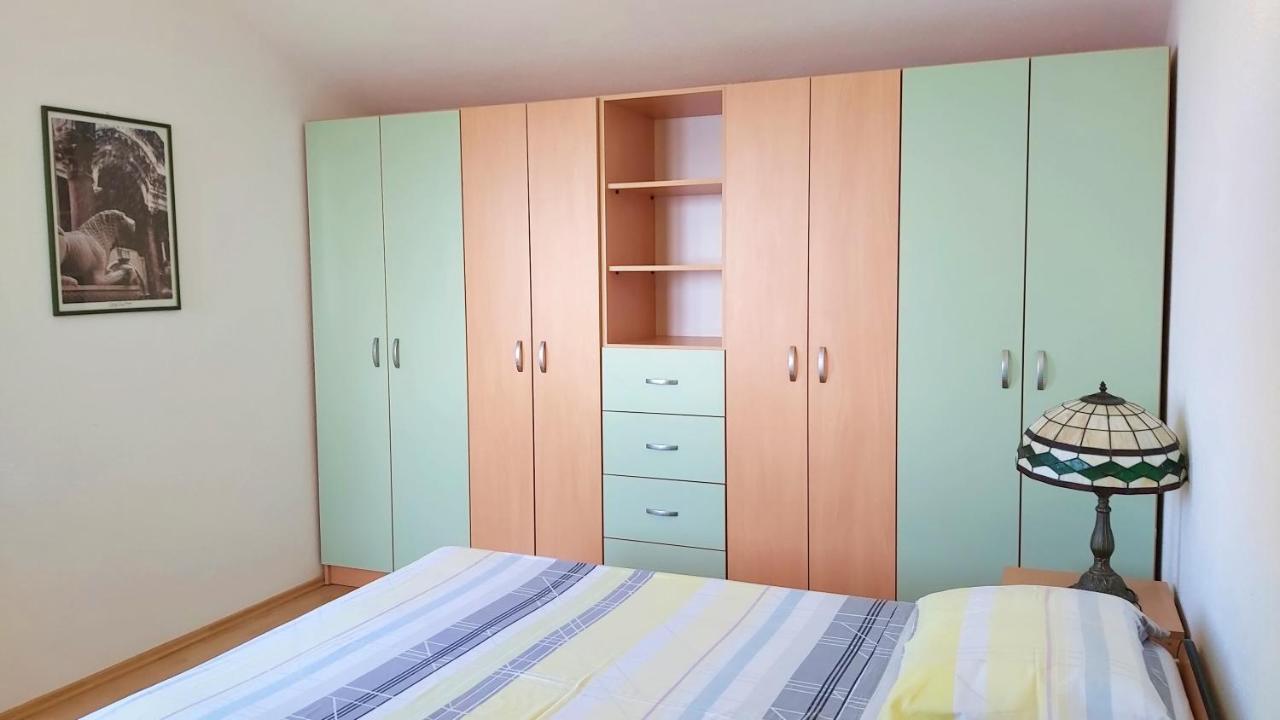 Apartments Borak Omiš Eksteriør billede