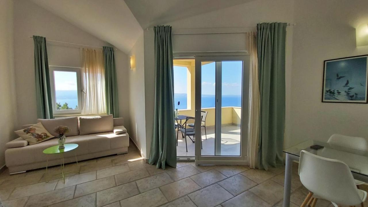 Apartments Borak Omiš Eksteriør billede